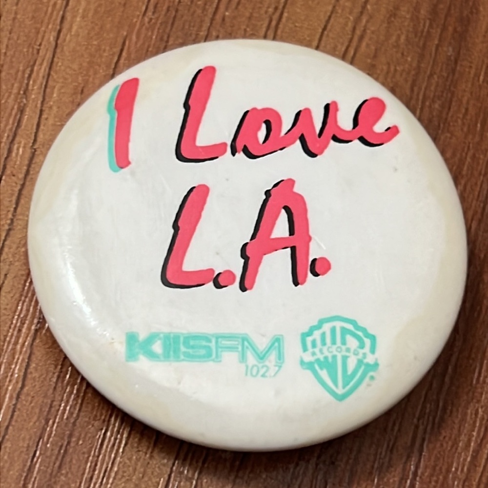 Vintage Assorted Random Buttons Pins Brooches Jew… - image 3